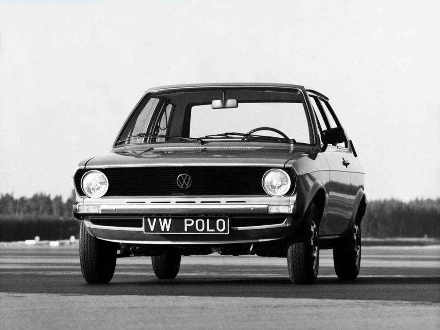  Volkswagen Polo 1975 года  (фото 4 из 7)